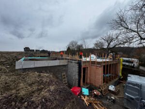 hrubá stavba roubenky | realizace stavby | roubenky roubal | roubenka jičín