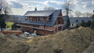 roubenka český ráj | hrubá stavba roubenky